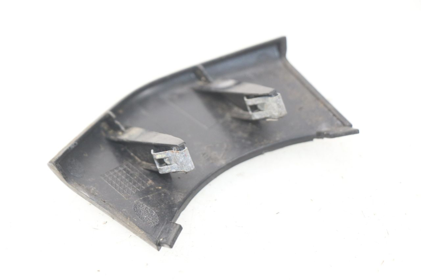 photo de Złączenie dolnej tylnej owiewki PIAGGIO FLY IE 125 (2012 - 2017) - Szczegół części