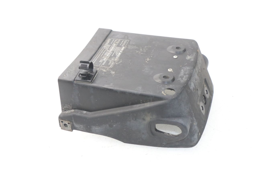 photo de Złącze dolnej tylnej owiewki KAWASAKI GPZ S 500 (1994 - 2005) - Widok główny