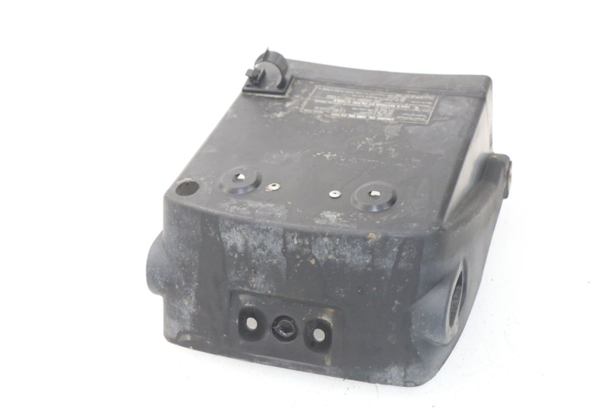 photo de Złącze dolnej tylnej owiewki KAWASAKI GPZ S 500 (1994 - 2005) - Zoom stanu zużycia