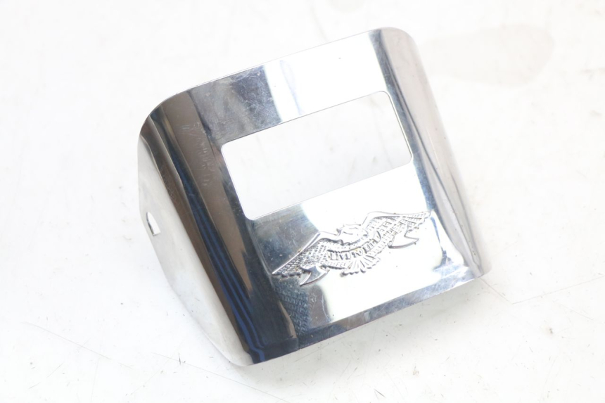 photo de Złącze dolnej tylnej owiewki HARLEY DAVIDSON SPORTSTER XL CUSTOM 883 (1999 - 2006) - Zoom stanu zużycia