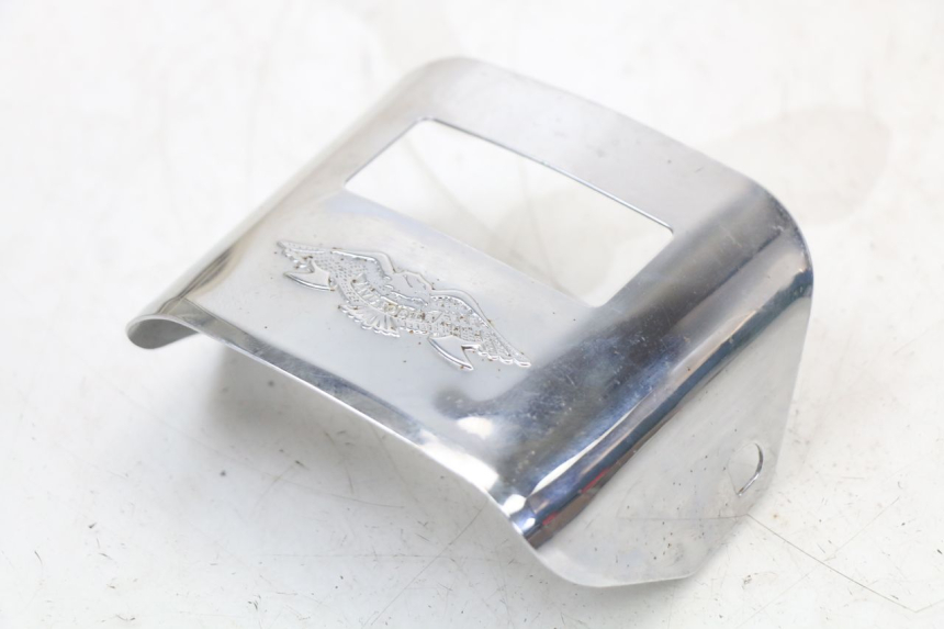 photo de Złącze dolnej tylnej owiewki HARLEY DAVIDSON SPORTSTER XL CUSTOM 883 (1999 - 2006) - Inny kąt widzenia