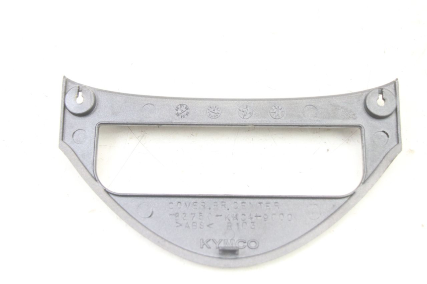 photo de Złącze dolnej tylnej owiewki KYMCO GRAND DINK 125 (2008 - 2014) - Zoom stanu zużycia