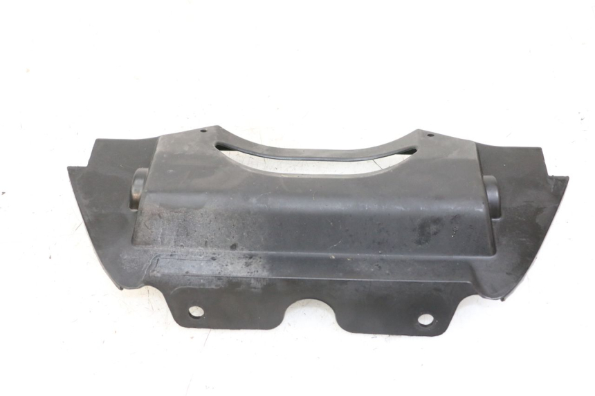 photo de Złącze dolnej tylnej owiewki KYMCO XCITING 500 (2007 - 2010) - Szczegół części