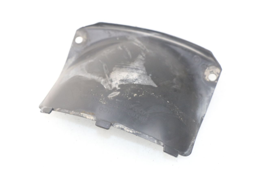 photo de Złącze dolnej tylnej owiewki KYMCO LIKE 4T 50 (2009 - 2018) - Inny kąt widzenia