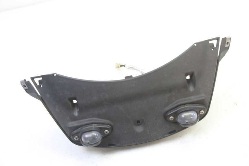 photo de Złącze dolnej tylnej owiewki PIAGGIO MP3 500 (2014 - 2017) - Zoom stanu zużycia