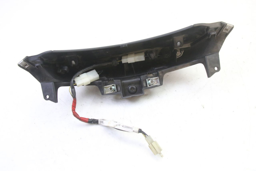 photo de Złącze dolnej tylnej owiewki PIAGGIO MP3 500 (2014 - 2017) - Inny kąt widzenia