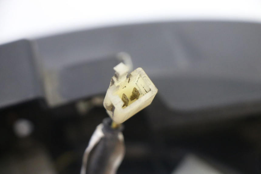 photo de Złącze dolnej tylnej owiewki PIAGGIO MP3 500 (2014 - 2017) - Punkty mocowania