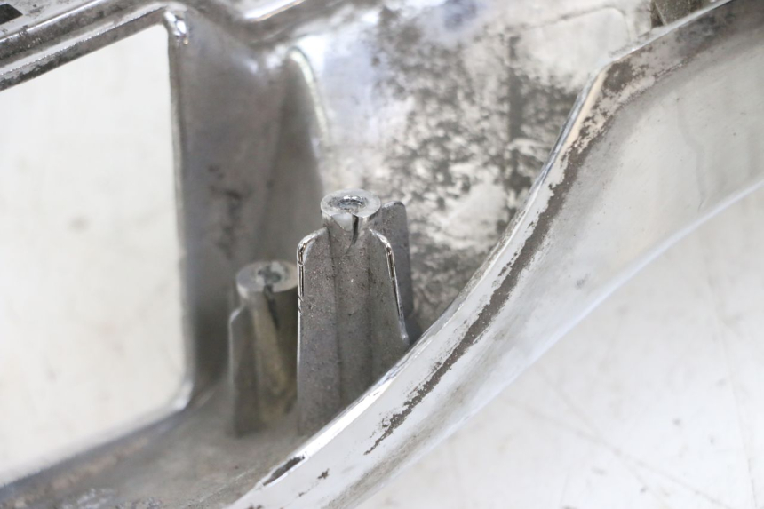 photo de Złącze dolnej tylnej owiewki KYMCO LIKE 4T 50 (2019 - 2025) - Szczegół części