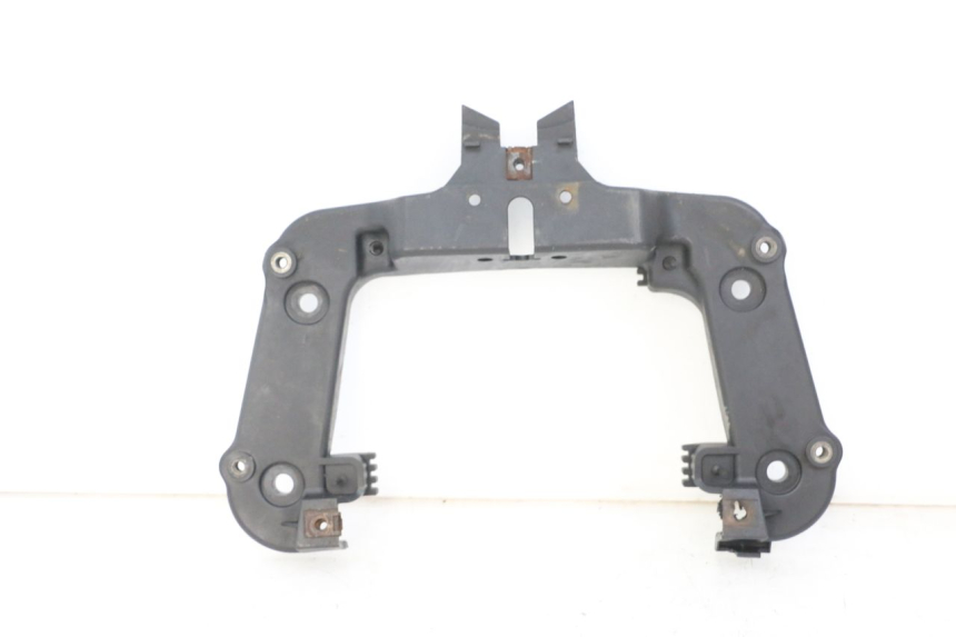 photo de Złącze dolnej tylnej owiewki MBK OVETTO 4T 50 (2008 - 2016) - Widok główny