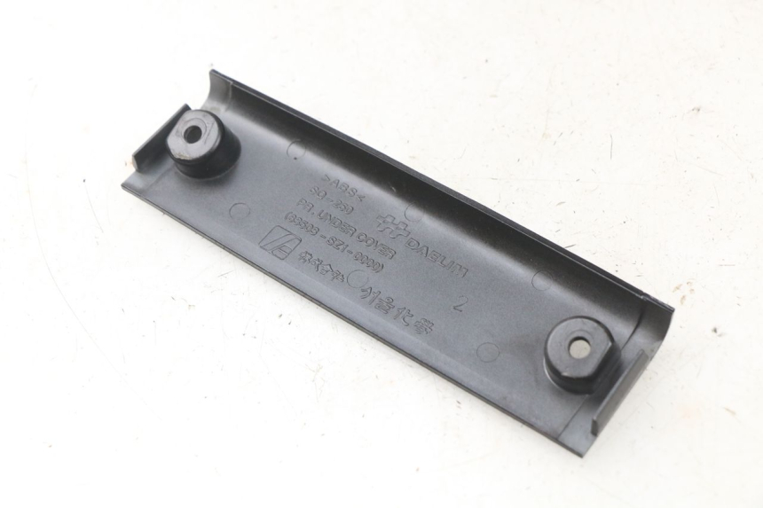 photo de Złącze dolnej tylnej owiewki DAELIM S2 FI 125 (2008 - 2017) - Szczegół części