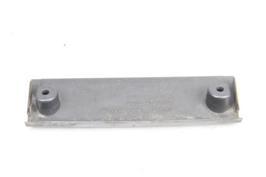 photo de Złącze dolnej tylnej owiewki DAELIM S2 125 (2006 - 2007) - Inny kąt widzenia