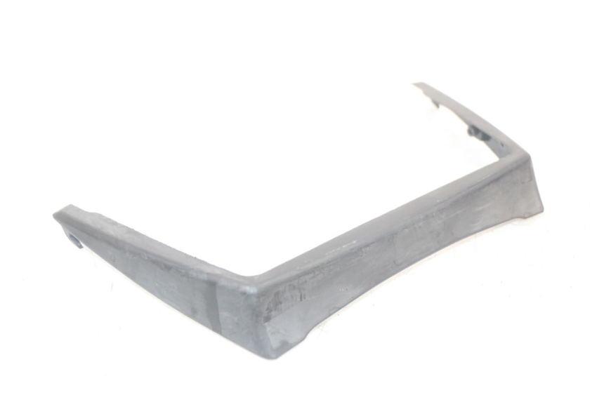 photo de Złącze dolnej tylnej owiewki SUZUKI GS F 500 (2004 - 2007) - Widok główny