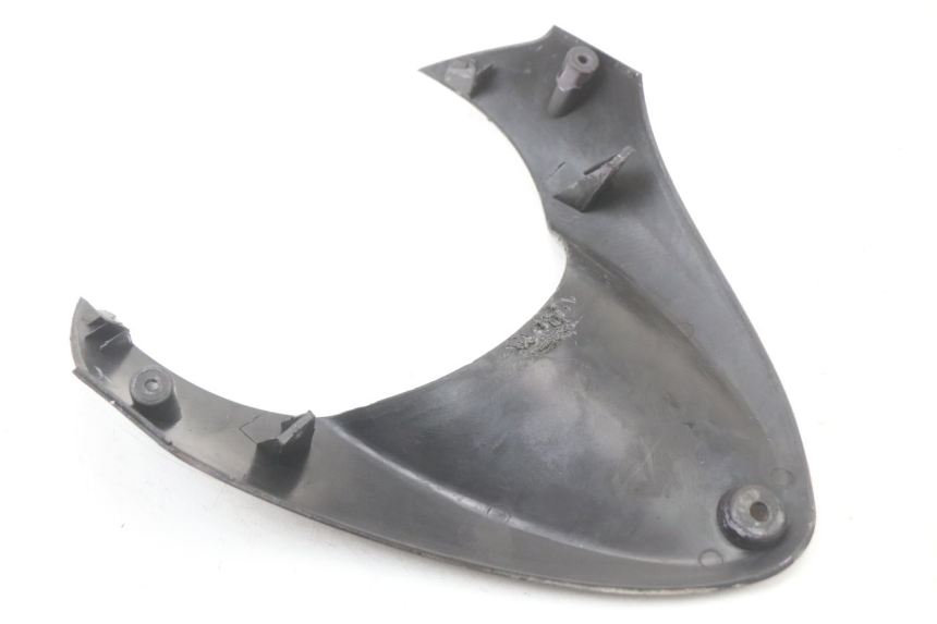 photo de Złącze dolnej tylnej owiewki KEEWAY TX 50 (2008 - 2015) - Zbliżenie techniczne