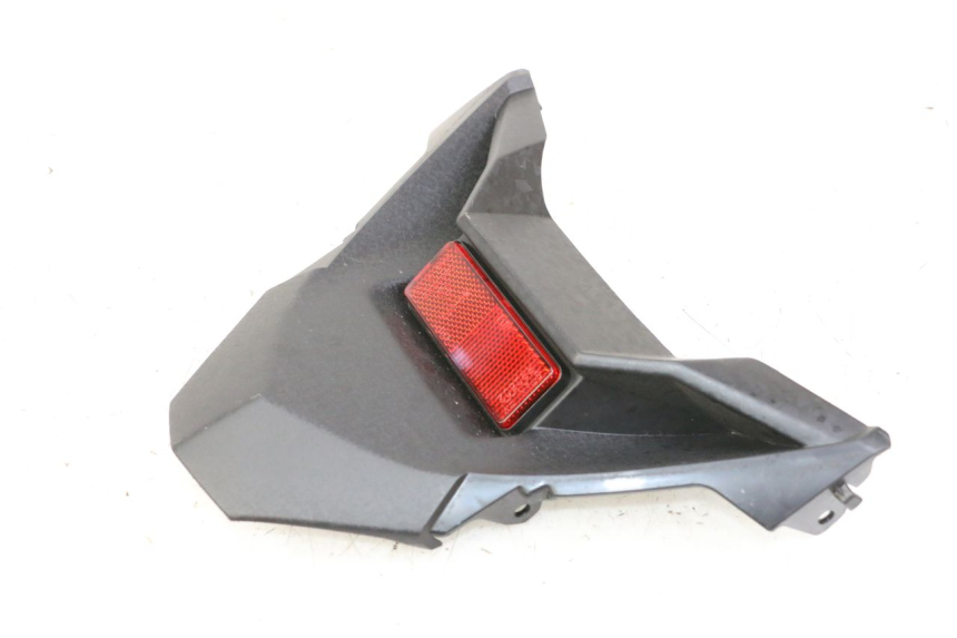 photo de Złącze dolnej tylnej owiewki YAMAHA XMAX X-MAX 125 (2021 - 2025) - Zoom stanu zużycia