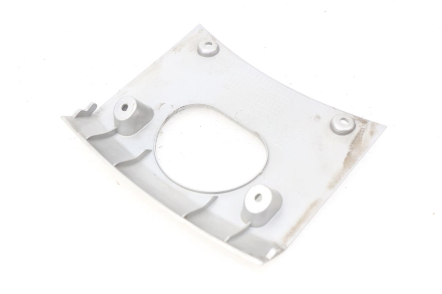 photo de Złącze dolnej tylnej owiewki TGB X-MOTION XMOTION 125 (2008 - 2014) - Szczegół części