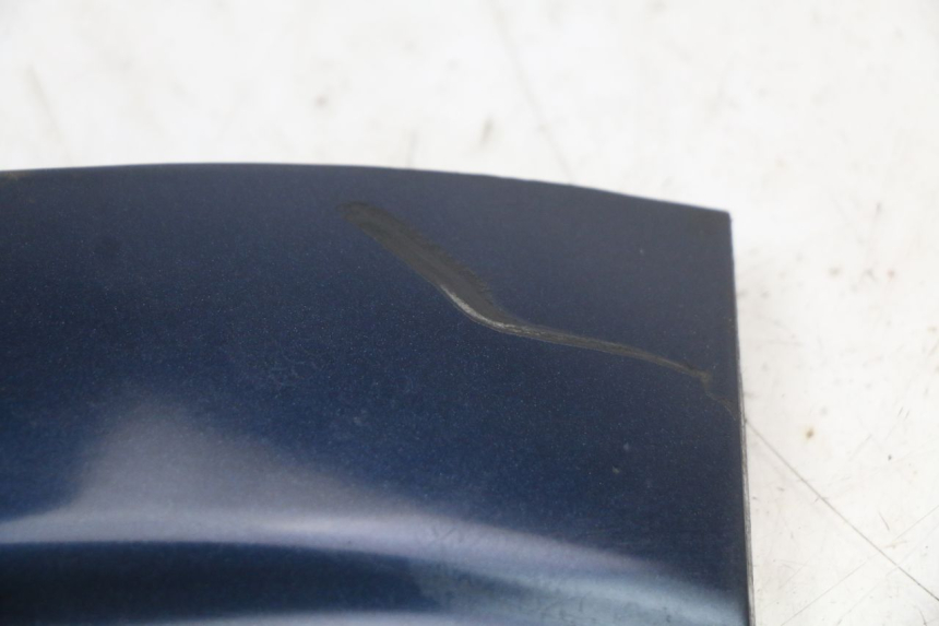 photo de Złącze dolnej tylnej owiewki PIAGGIO XEVO - X EVO 125 (2007 - 2017) - Inny kąt widzenia