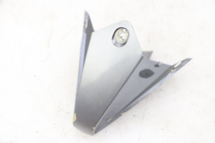 photo de Złącze tylnej owiewki PEUGEOT JET FORCE CARBU 50 (2003 - 2016) - Widok ogólny