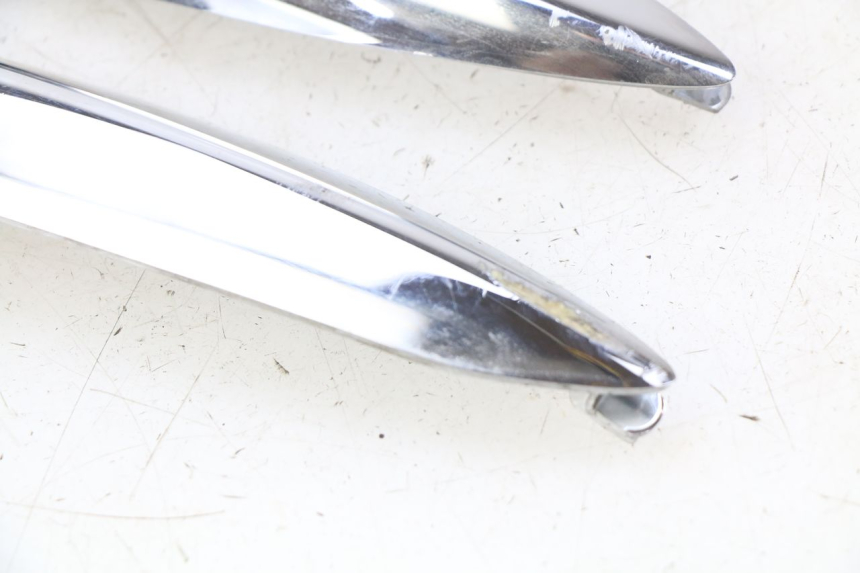 photo de Złącze owiewki tylnej PIAGGIO LIBERTY IGET 4T 50 (2015 - 2020) - Zbliżenie techniczne