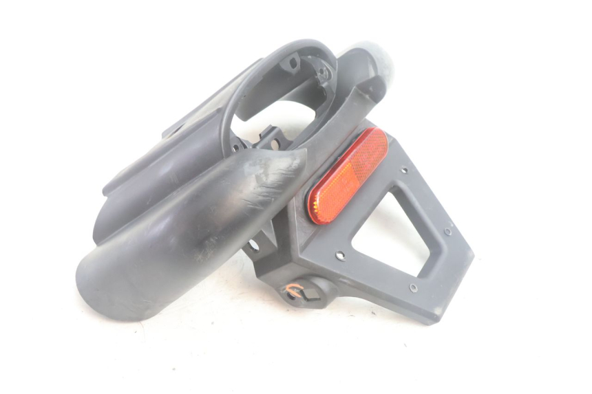 photo de Złącze tylnej owiewki PEUGEOT LUDIX BLASTER 50 (2006 - 2014) - Inny kąt widzenia