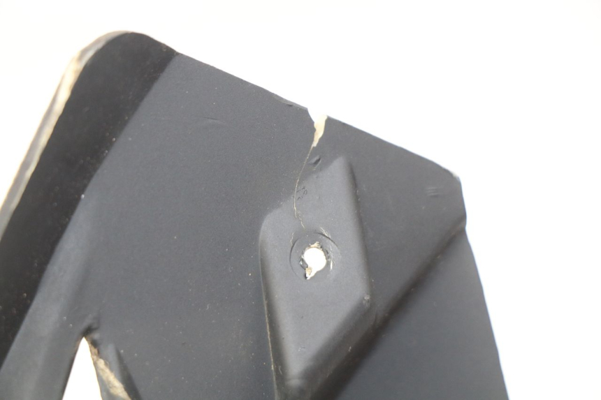 photo de Złącze owiewki tylnej EUROCKA MATADOR 4T 50 (2010 - 2016) - Inny kąt widzenia