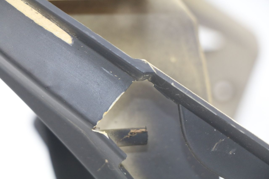 photo de Złącze owiewki tylnej EUROCKA MATADOR 4T 50 (2010 - 2016) - Zbliżenie techniczne