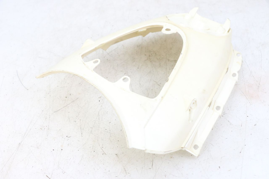 photo de Złącze tylnej owiewki SYM MIO 50 (2011 - 2017) - Zoom stanu zużycia