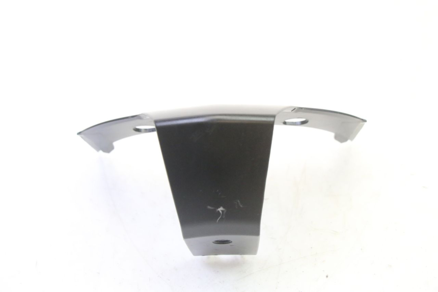 photo de Złącze tylnej owiewki PIAGGIO MP3 HPE 310 (2024 - 2025) - Inny kąt widzenia