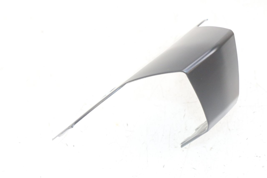 photo de Złącze owiewki tylnej PIAGGIO MP3 HPE 300 (2019 - 2026) - Zbliżenie techniczne