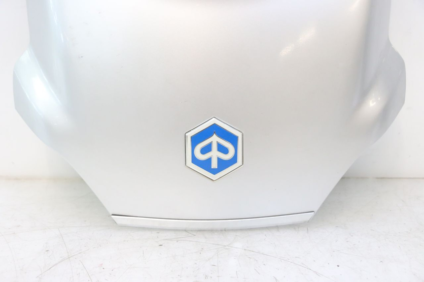 photo de Złącze owiewki tylnej PIAGGIO MP3 LT 300 (2010 - 2016) - Szczegóły charakterystyczne