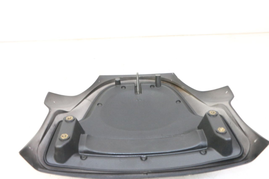 photo de Złącze tylnej owiewki PIAGGIO MP3 500 (2011 - 2015) - Szczegół części