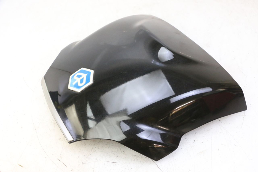 photo de Złącze tylnej owiewki PIAGGIO MP3 RL 250 (2006 - 2010) - Inny kąt widzenia