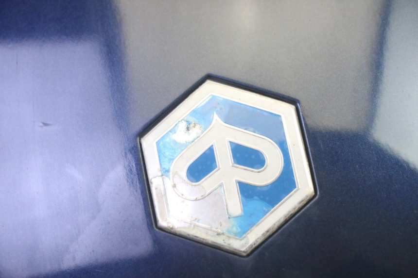 photo de Złącze tylnej owiewki PIAGGIO MP3 RL 250 (2006 - 2010) - Zoom stanu zużycia