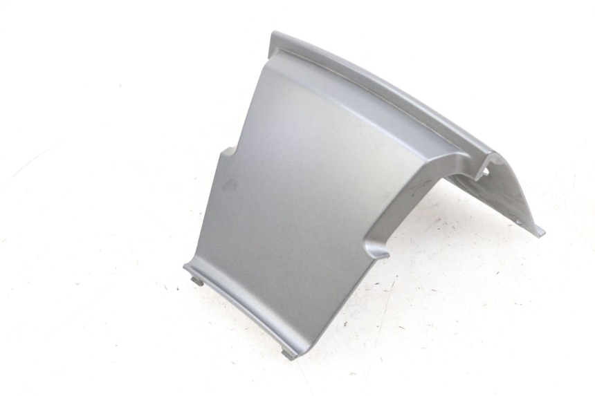 photo de Złącze tylnej owiewki PIAGGIO MP3 500 (2016 - 2018) - Widok główny