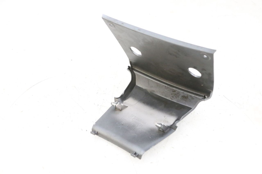 photo de Złącze tylnej owiewki PIAGGIO MP3 500 (2016 - 2018) - Zoom stanu zużycia