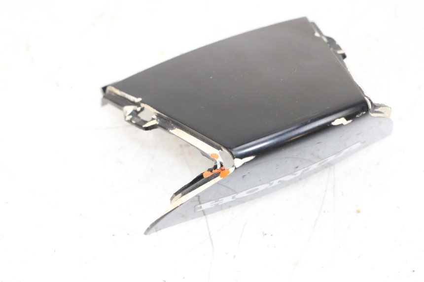 photo de Złącze owiewki tylnej HONDA NSR R 125 (1994 - 2003) - Szczegół części