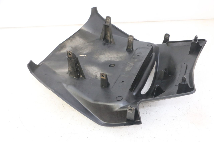 photo de Złącze owiewki tylnej HONDA NTV DEAUVILLE ABS 700 (2007 - 2016) - Inny kąt widzenia