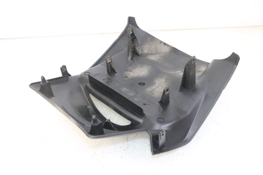 photo de Złącze owiewki tylnej HONDA NTV DEAUVILLE ABS 700 (2007 - 2016) - Zbliżenie techniczne