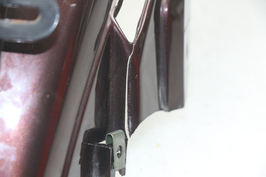 photo de Złącze owiewki tylnej JM MOTORS OLDIES 4T 50 (2010 - 2020) - Zoom stanu zużycia