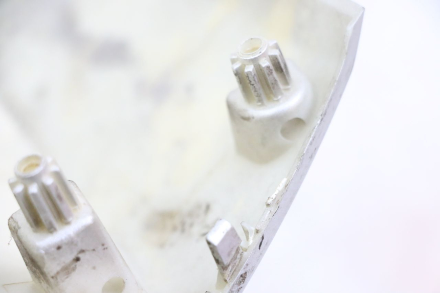 photo de ZŁĄCZE OWIEWKI TYLNEJ PEUGEOT CITYSTAR 125 (2011 - 2017) - Zbliżenie techniczne