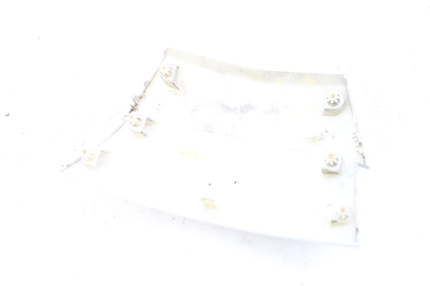 photo de ZŁĄCZE OWIEWKI TYLNEJ PEUGEOT CITYSTAR 125 (2011 - 2017) - Punkty mocowania