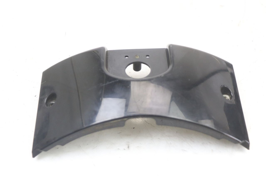 photo de ŁĄCZNIK OWIEWKI TYLNEJ PEUGEOT DJANGO 125 (2014 - 2017) - Szczegół części