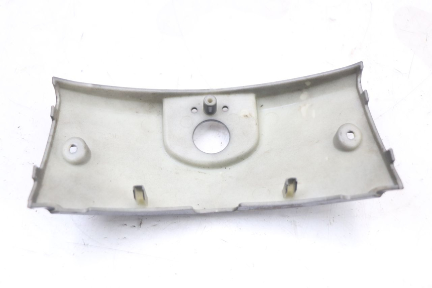 photo de ŁĄCZNIK OWIEWKI TYLNEJ PEUGEOT DJANGO 125 (2014 - 2017) - Inny kąt widzenia