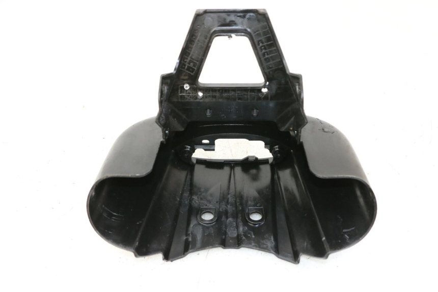 photo de Złącze tylnej owiewki PEUGEOT LUDIX 50 (2008 - 2017) - Zoom stanu zużycia