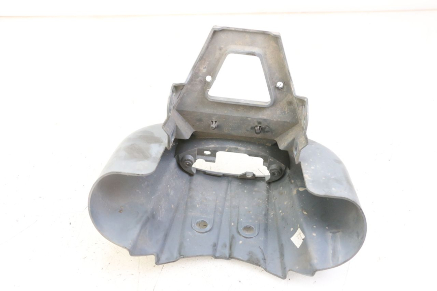 photo de Złącze owiewki tylnej PEUGEOT LUDIX ONE 50 (2005 - 2008) - Inny kąt widzenia