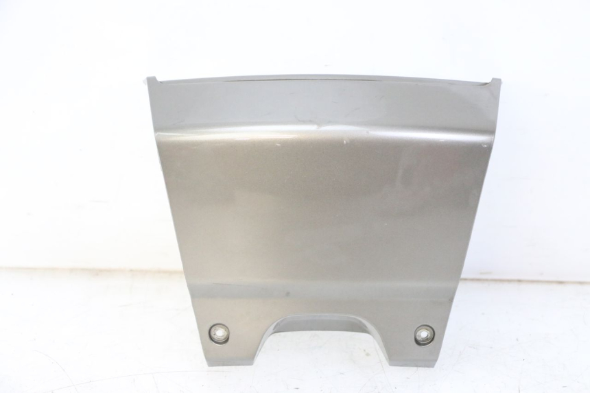 photo de Złącze tylnej owiewki PEUGEOT SATELIS 125 (2013 - 2018) - Zoom stanu zużycia