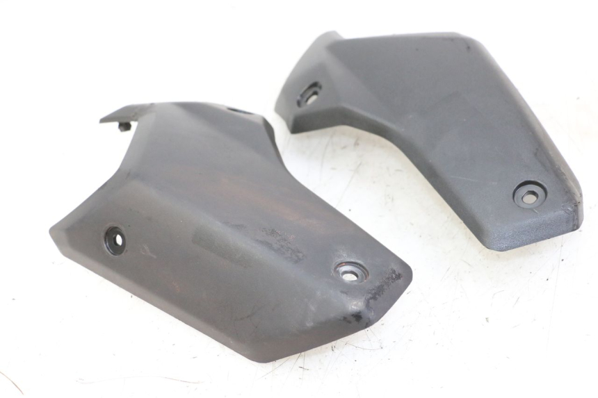 photo de Złącze tylnej owiewki PEUGEOT STREETZONE 4T 50 (2018 - 2023) - Zoom stanu zużycia