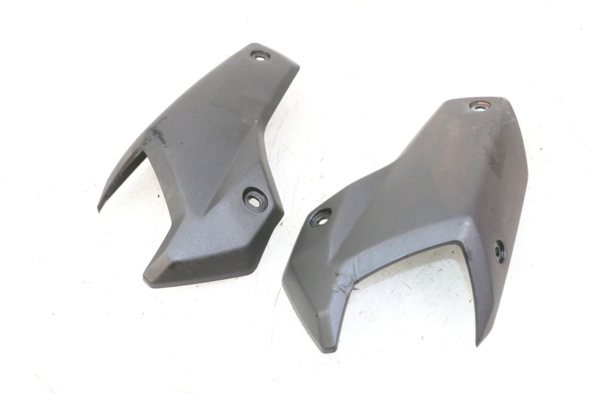 photo de Złącze tylnej owiewki PEUGEOT STREETZONE 4T 50 (2018 - 2023) - Inny kąt widzenia