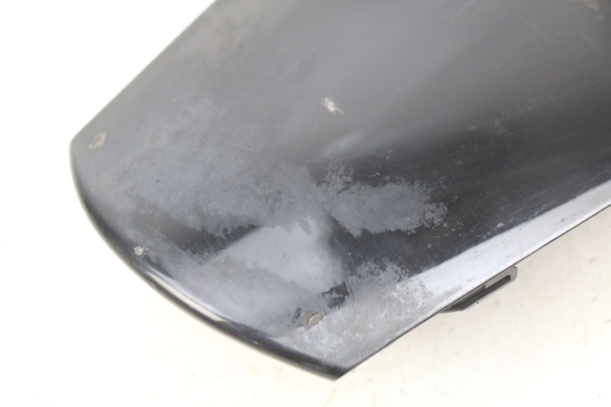 photo de Złącze owiewki tylnej SUZUKI SIXTEEN 125 (2008 - 2010) - Inny kąt widzenia