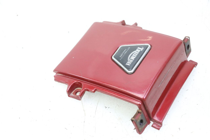 photo de Złącze owiewki tylnej TRIUMPH SPRINT 900 (1995 - 1998) - Zoom stanu zużycia