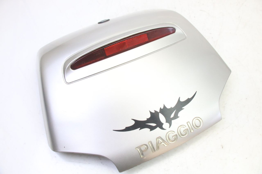 photo de Złącze tylnej owiewki PIAGGIO SUPER LX 125 (2000 - 2003) - Szczegół części